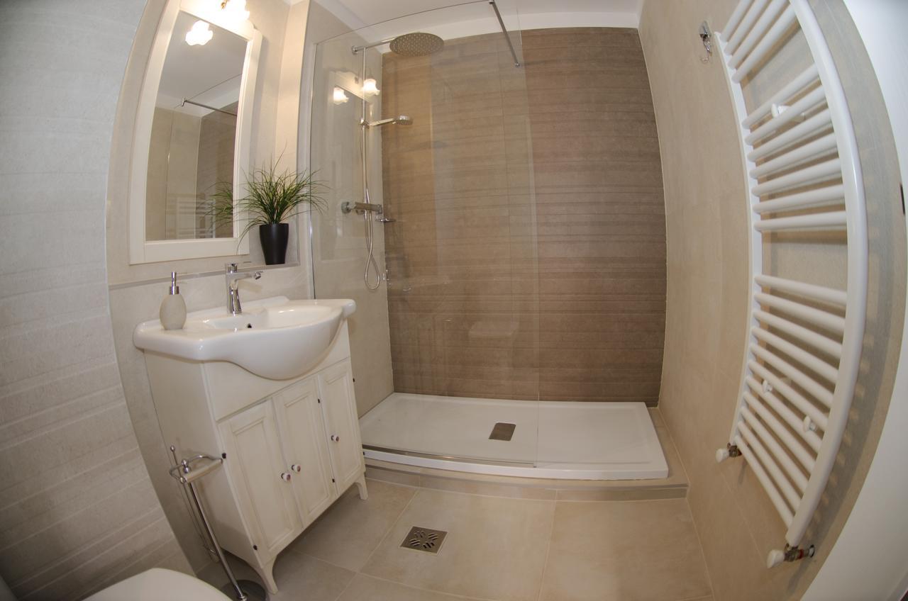 Venus Luxury Studio Apartment Cluj-Napoca Luaran gambar